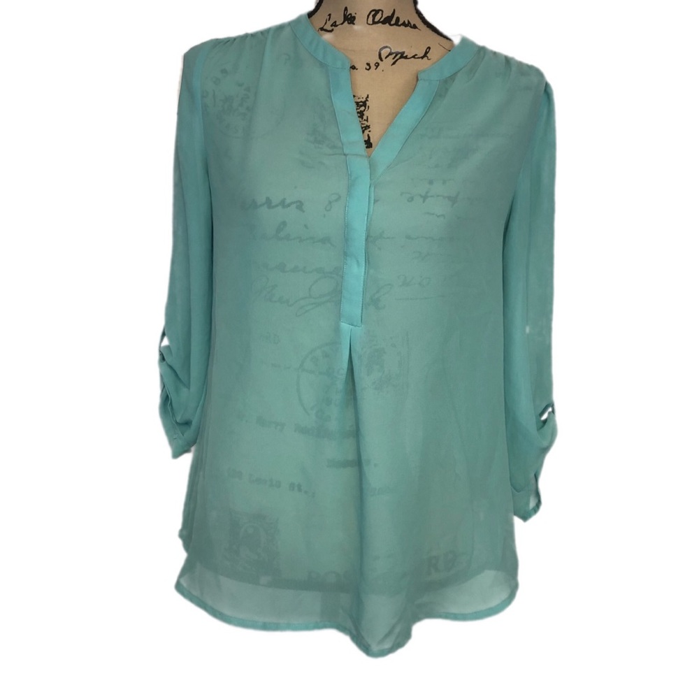 Maurices sz s blue sheer 3/4 sleeve top roll tab